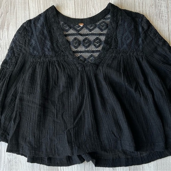 Free People Tops - Free People Crochet Back Crop Top Size S